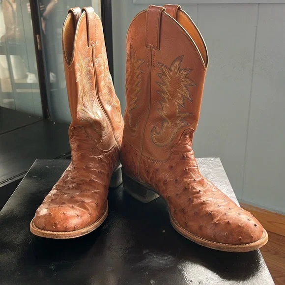 Justin Boots - Picture 1 of 6